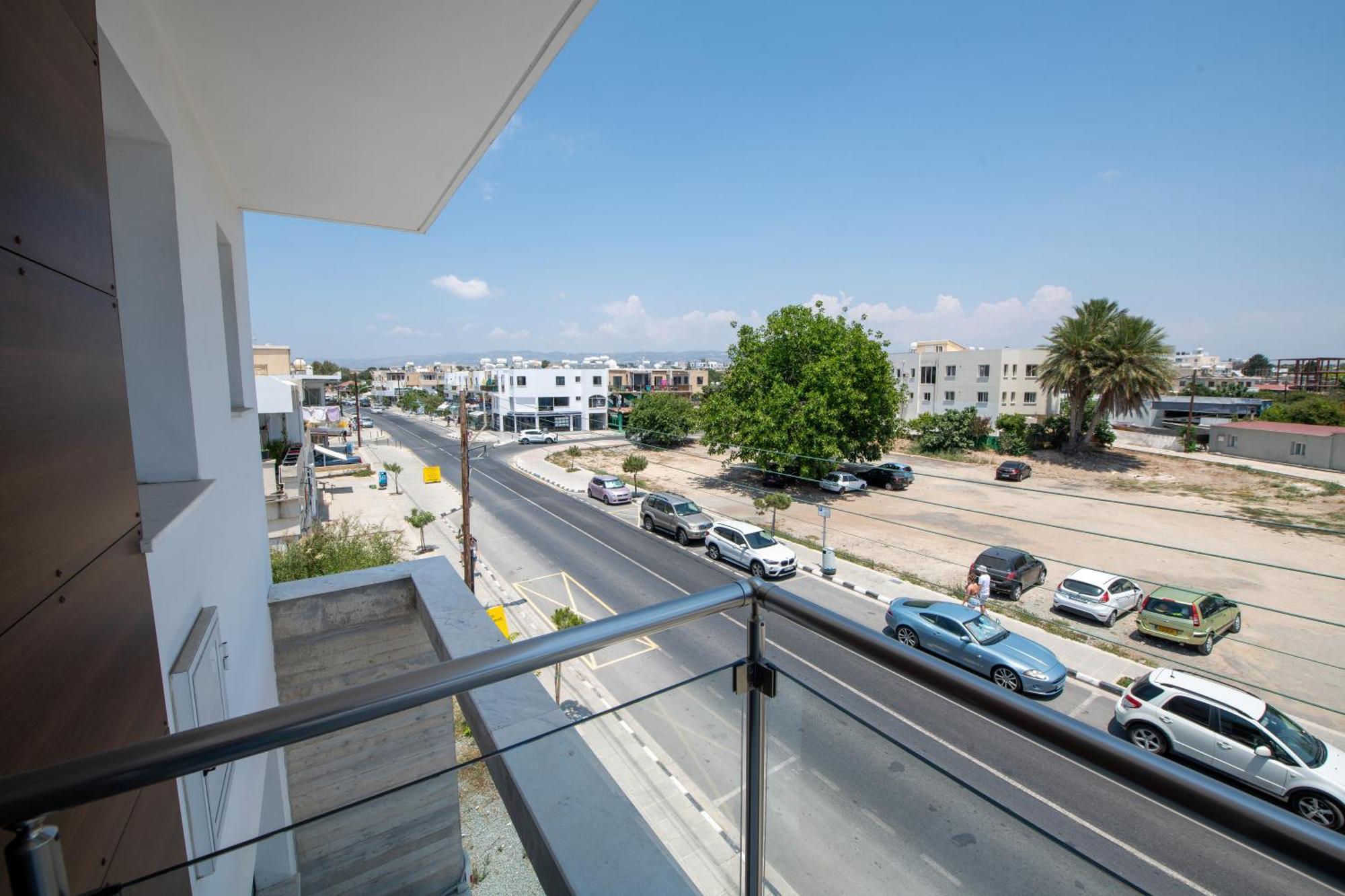 Dream- Downtown-Studios Paphos Esterno foto