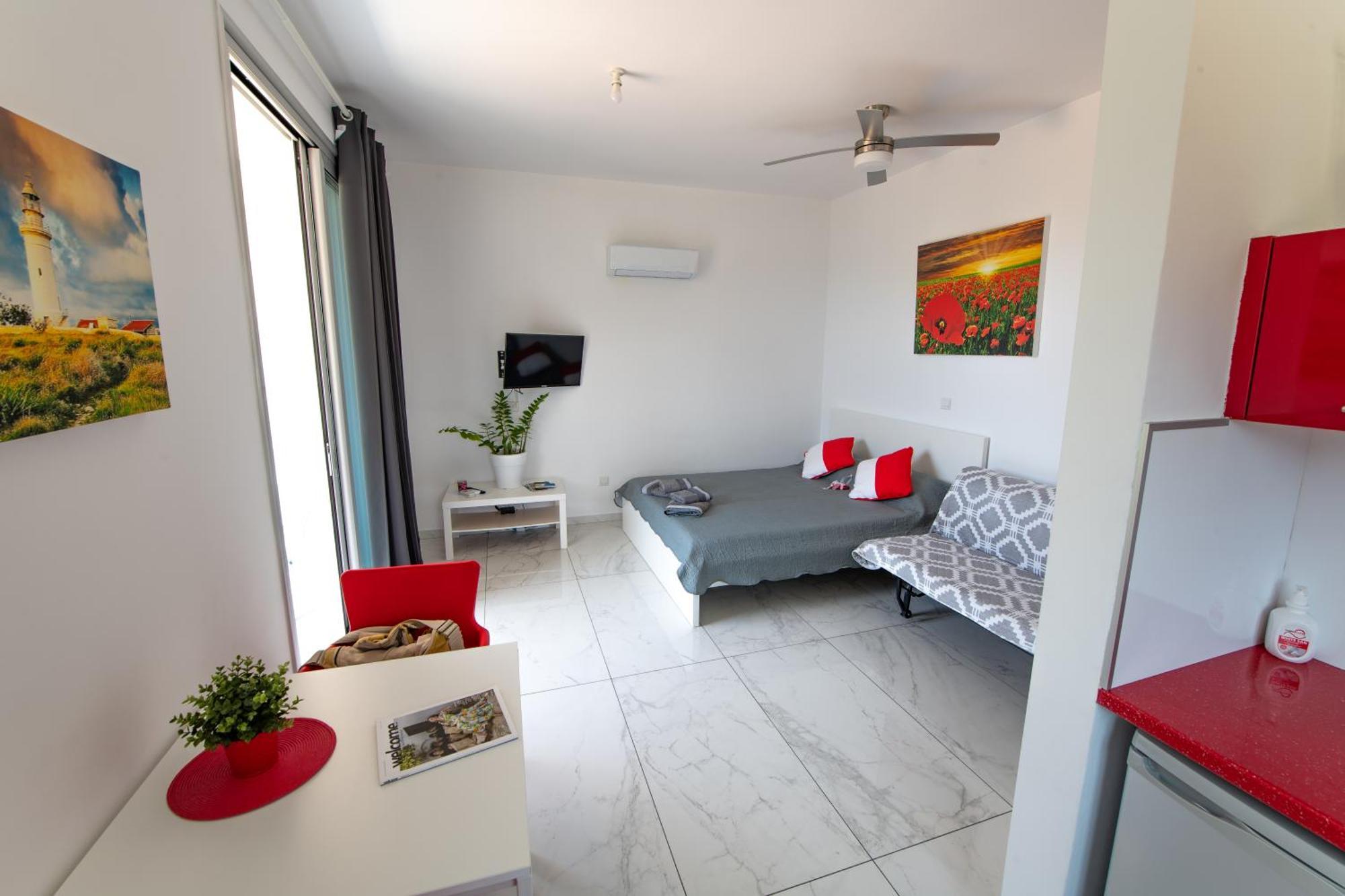 Dream- Downtown-Studios Paphos Esterno foto